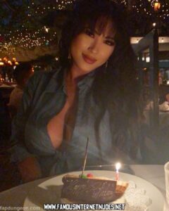 Ihrtmichelleyee Black Hair Asian Busty Influencer Brown Eyes