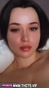 Booolga Bisexual Beauty Curvy Body Brown Eyes Onlyfans