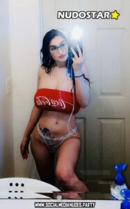 Anna Curvy Female Curvy Onlyfans Influencer Beautiful