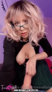 Cockteasefiona Big Breasts Caucasian Average Body Blonde
